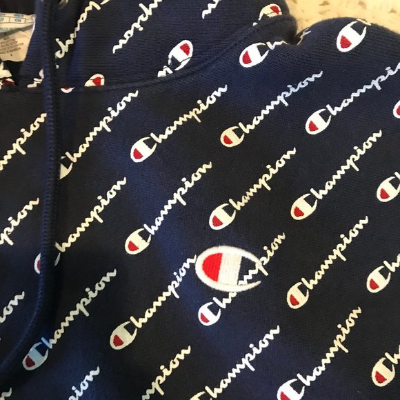 Champion Cropped Hoodie - Picture 2 of 3